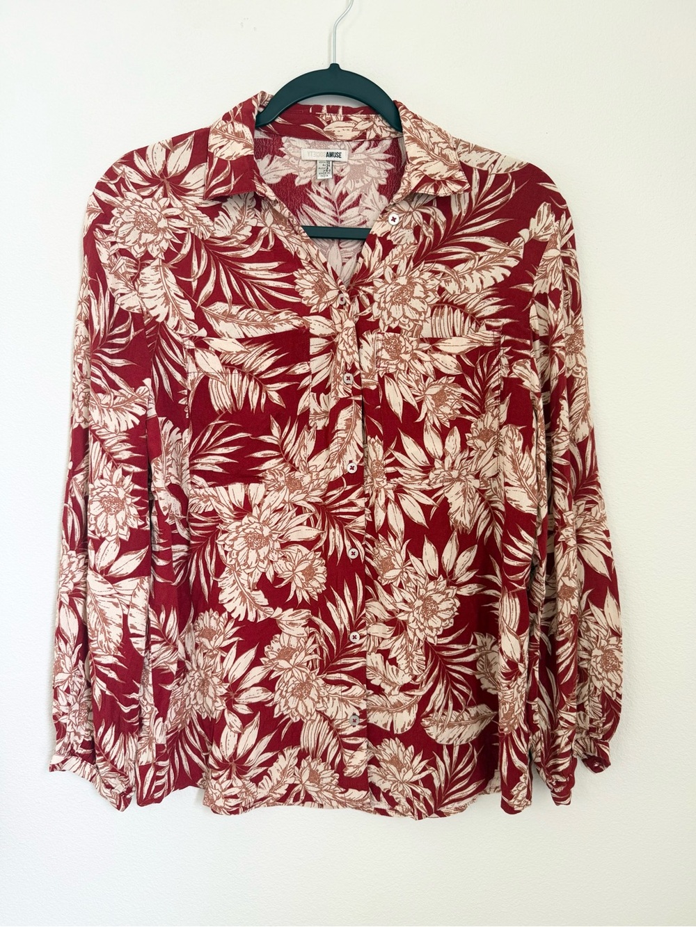 Amuse Society Red Na White Long Sleeve Women’s Top Blouse Shirt XS Tropical